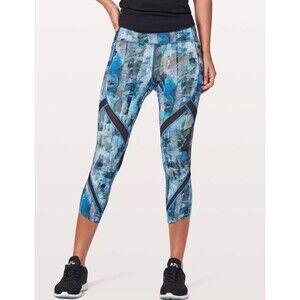 Lululemon On Pace Crop "21" Sun Dazed Multi Blue Mesh Inserts Side Pockets Sz 6